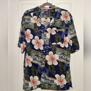 Caribbean Joe Island Supply Co. Men's Hawaiian Blue, Green & White button down